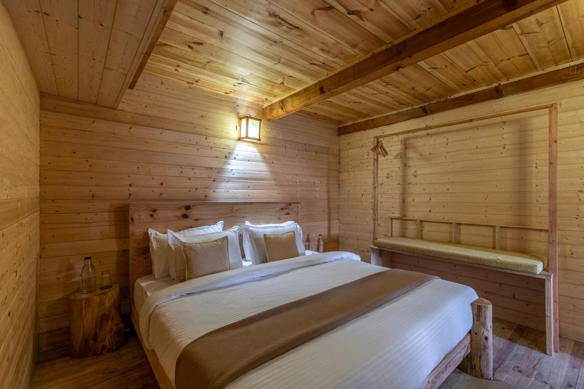Elivaas 1 Bhk Premium Cottage With Sauna - Everly Shimla Bagian luar foto