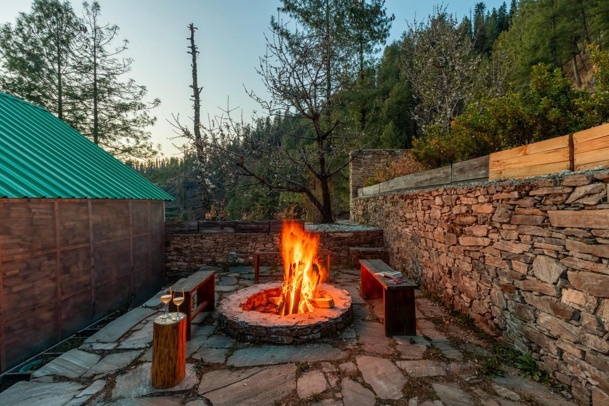 Elivaas 1 Bhk Premium Cottage With Sauna - Everly Shimla Bagian luar foto
